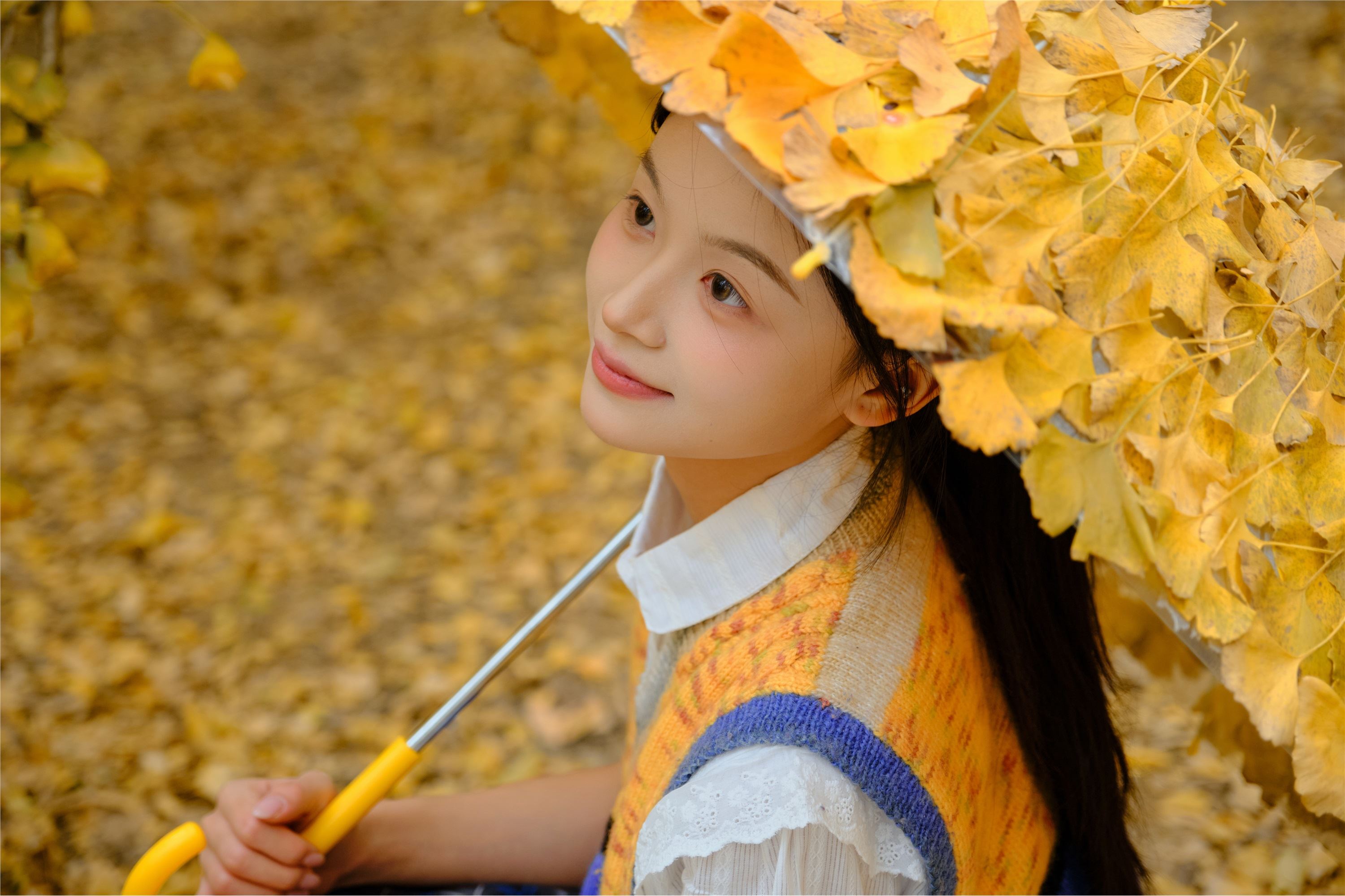 YITUYU艺图语 2025.01.27 银杏少女 小番茄